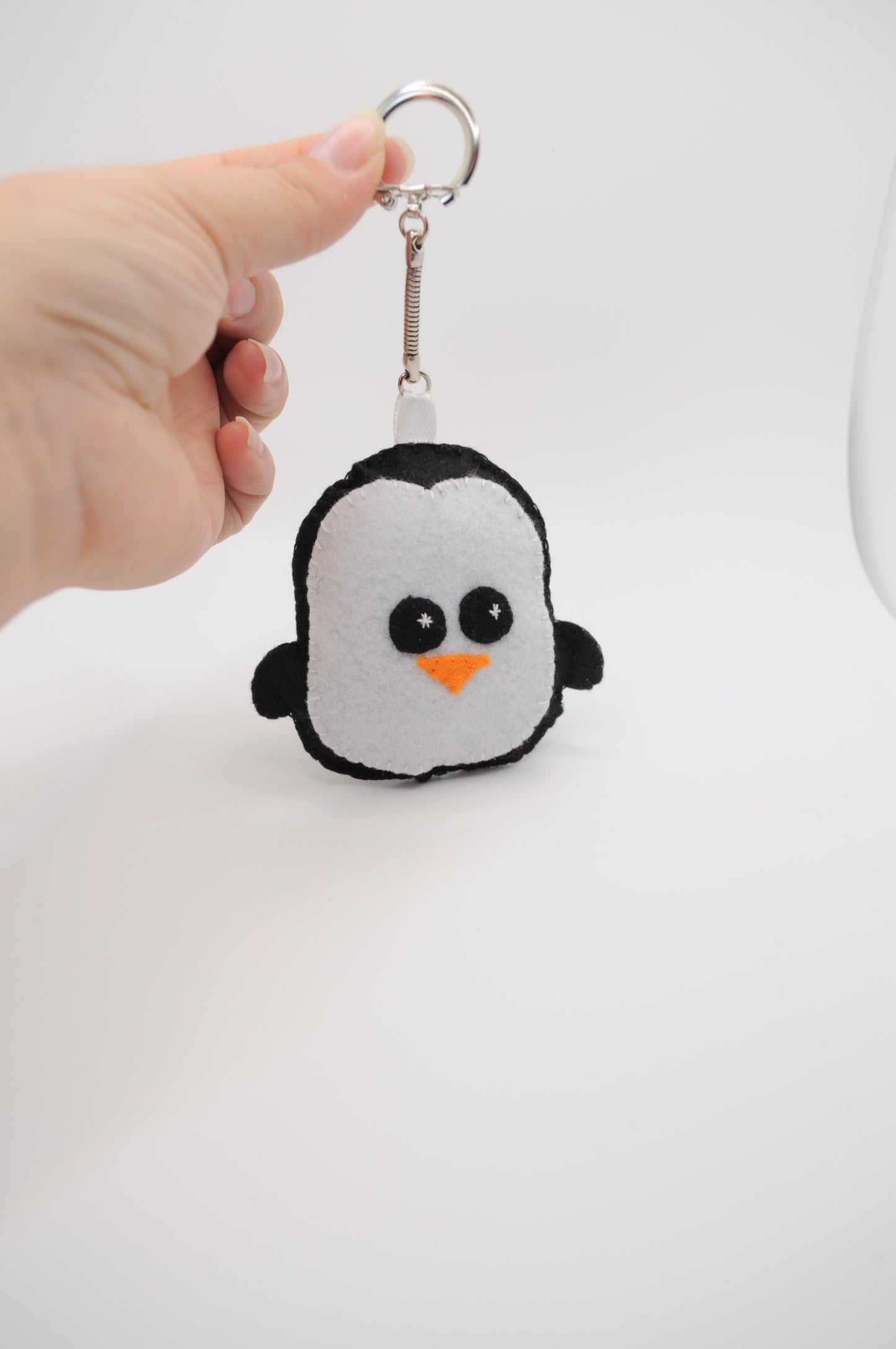 Schlüsselanhänger Pinguin in Filz