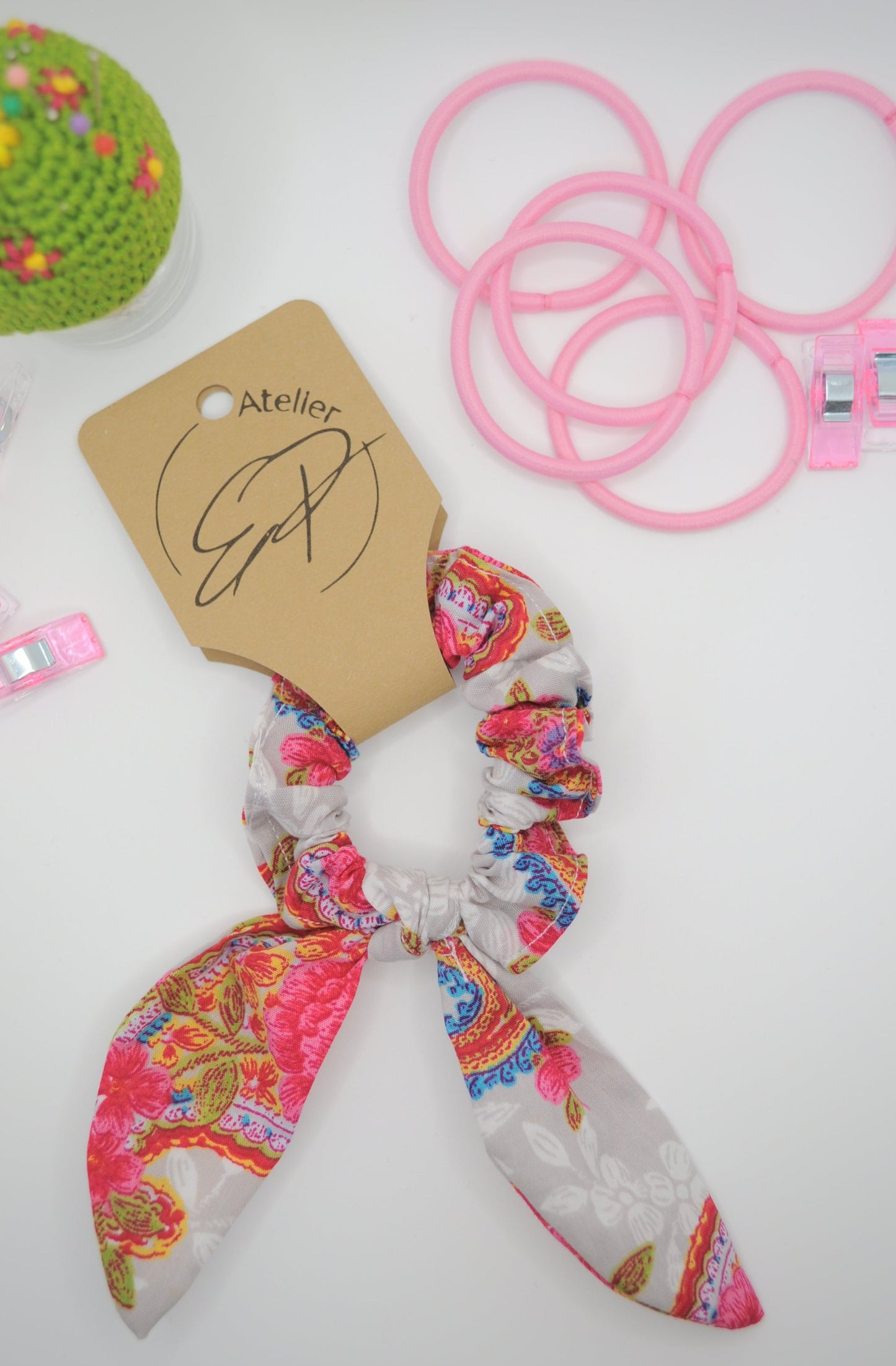 Scrunchies - Blumenmotiv
