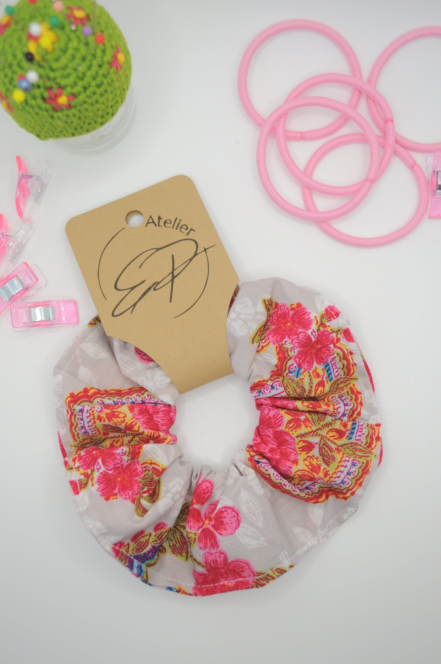 Scrunchies - Blumenmotiv