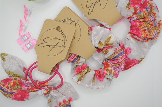 Scrunchies - Blumenmotiv