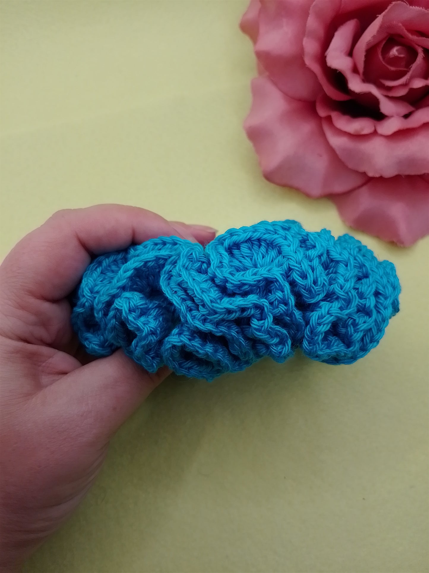 Large Ruffle - gehäkelte Scrunchie - Aqua Blau