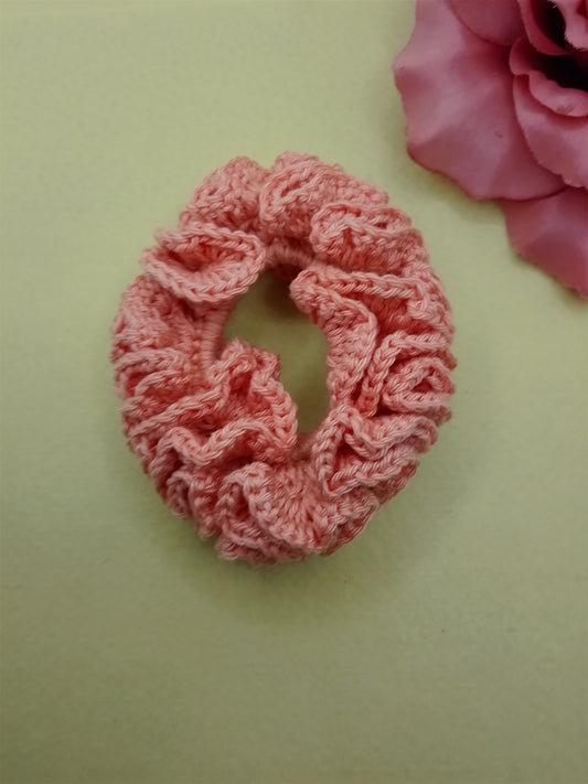Large Ruffle - gehäkelte Scrunchie - Apricot rosa